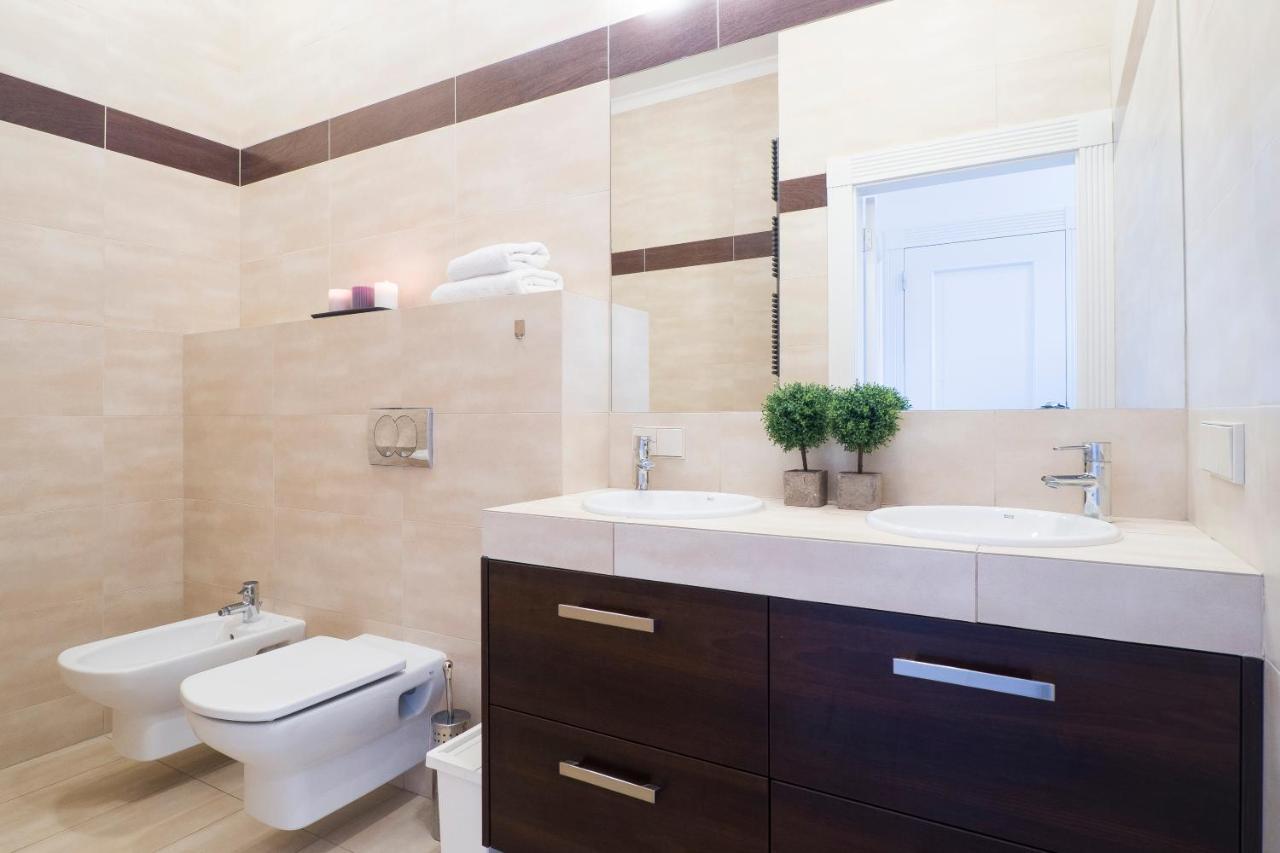 ורוצלב Prestige Apartment - Elegant & Quiet Stay 3 Rooms 90M2 - As Home Apartamenty Rynek 508 מראה חיצוני תמונה